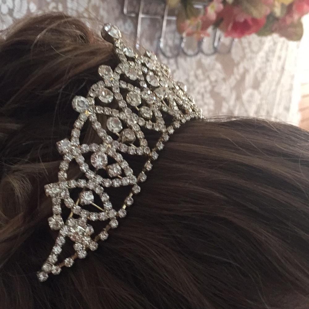Bridal headpiece - Picture 3 of 8